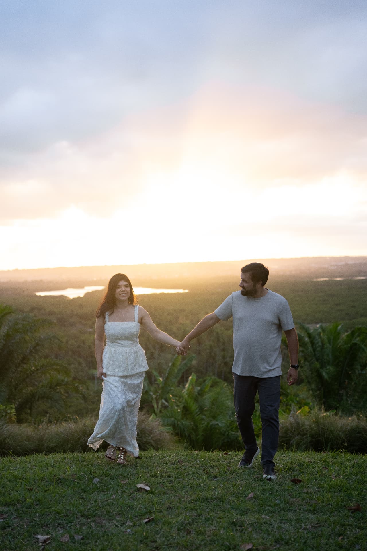 Juliana e Lucas sorrindo